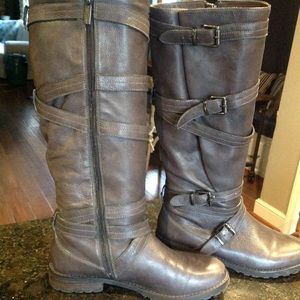 KENNETH COLE LOTS OF AVA LEATHER BOOTS
